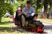 Interner Fahrtag Eisenbahn-Freunde Bad Schönborn e.V. - Stefan Ickstadt fährt mit seiner D16 Vorspann (13.08.2011)    IMG 2635  Interner Fahrtag Eisenbahn-Freunde Bad Schönborn e.V. - Stefan Ickstadt fährt mit seiner D16 Vorspann (13.08.2011)  -->