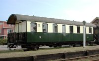 Bahnhof Haaksbergen Bahnsteig - Personenwagen (08/2005)  Fahrzeugdaten: Typ: DRG 81692 - Hersteller: Waggon- und Maschinenbau AG (Wumag), Görlitz, Deutschland - Baujahr: 1922 - Gewicht: 22 t    MBS C30-DSCN4498  Bahnhof Haaksbergen Bahnsteig - Personenwagen (08/2005)  Fahrzeugdaten: Typ: DRG 81692 - Hersteller: Waggon- und Maschinenbau AG (Wumag), Görlitz, Deutschland - Baujahr: 1922 - Gewicht: 22 t  --> : Museum Buurtspoorweg, Manfred, Detzner, Speyer