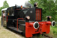 Köf 6152 rangiert im Bf. Dornum (06.2008)    koef-6152-r-01-DSC 0213  Köf 6152 rangiert im Bf. Dornum (06.2008)  --> : Museumseisenbahn, Küstenbahn, Ostfriesland, MKO, Dornum, Norden, Manfred, Detzner, Speyer, Diesellok, Köf 6152, BR 322 041-5, 322 041-5