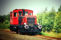 Lok 2 "Dornum", wahrscheinlich im Bf. Dornum (Dia, 1994) 1993 konnte von der Britischen Rheinarmee die Lok 2 erworben werden, die zur Hauptuntersuchung ins Bahnbetriebswerk Emden und am 12. Mai 1994 unter dem Namen „Dornum“ in Betrieb ging.    lok 2  Dornum  1994    526A5116  Lok 2 "Dornum", wahrscheinlich im Bf. Dornum (Dia, 1994) 1993 konnte von der Britischen Rheinarmee die Lok 2 erworben werden, die zur Hauptuntersuchung ins Bahnbetriebswerk Emden und am 12. Mai 1994 unter dem Namen „Dornum“ in Betrieb ging.  -->