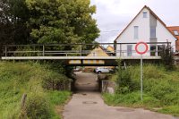 Michelau: Durchgang in der Hofstattstraße unweit der hist. Ölmühle (09.2017)    526A1215 hofstattstraße bei Ölmühle  Michelau: Durchgang in der Hofstattstraße unweit der hist. Ölmühle (09.2017)  -->