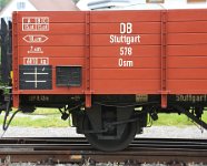 Bahnhof Ochsenhausen - Sommerwagen/Cabriowagen Bauart Osm "Stuttgart 578" (06.2016)  Wagendaten: Nummer: Stg 578 -Bauart: Osm - Hersteller: Württ. Waggonwerkstätte Cannstatt - Baujahr: 1912 - Fabriknummer: nicht vergeben - Zustand: betriebsfähig    wagen stuttgart 578 526A0857  Bahnhof Ochsenhausen - Sommerwagen/Cabriowagen Bauart Osm "Stuttgart 578" (06.2016)  Wagendaten: Nummer: Stg 578 -Bauart: Osm - Hersteller: Württ. Waggonwerkstätte Cannstatt - Baujahr: 1912 - Fabriknummer: nicht vergeben - Zustand: betriebsfähig  --> : Öchsle, Museumsschmalspurbahn, Oberschwaben, Ochsenhausen, Warthausen, Manfred Detzner, Speyer, Bahnhof, Bf, Bhf, Sommerwagen, Schienencabrio, Stg 578, Bauart Osm, Württ. Waggonwerkstätte, Cannstatt