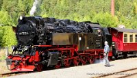 Silberhütte: BR 99 7232-4 bereit zur Ausfahrt nach Stiege (2018-08-21)    526A3163-002  Silberhütte: BR 99 7232-4 bereit zur Ausfahrt nach Stiege (2018-08-21)  -->